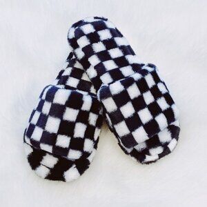 Luxe Lounge Checker Cozy Slippers Available in Black, Pistachio, & Sweet Brown